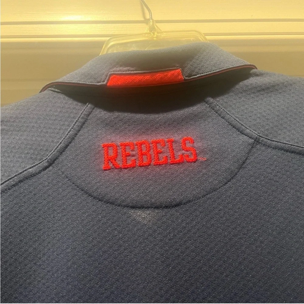 Ole Miss Nike Dri Fit Navy golf shirt - Picture 4 of 5